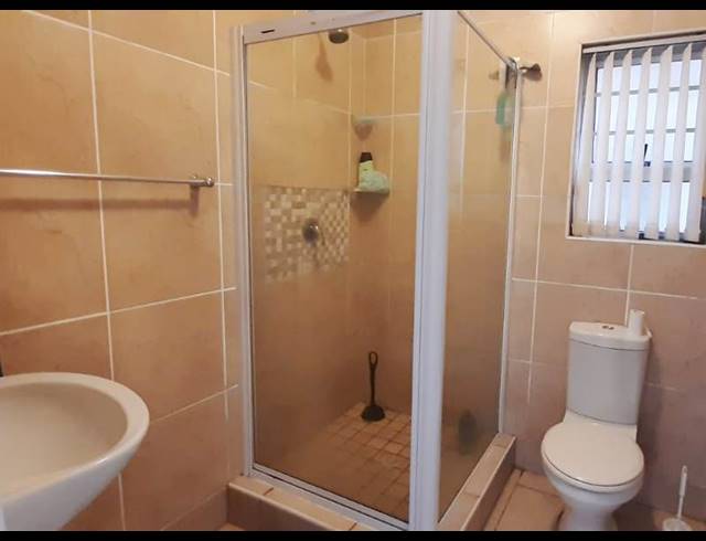 2 BEDROOM TOWNHOUSE RENTED IN WALMER HEIGHTS